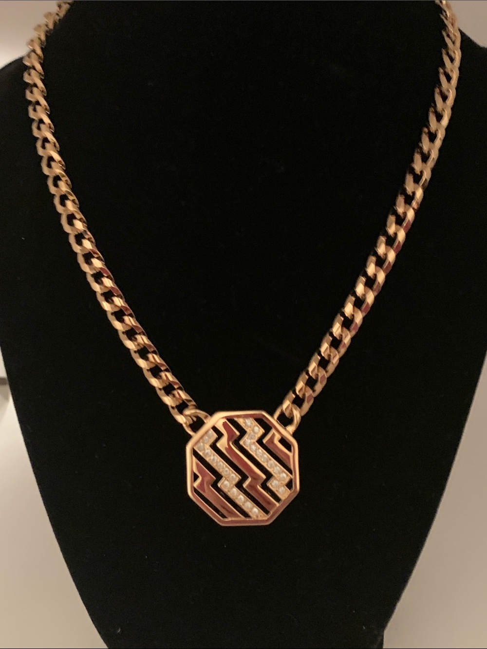 1986 AVON Private Collection Centennial Gold-Tone Geometric Pendant Necklace 17”